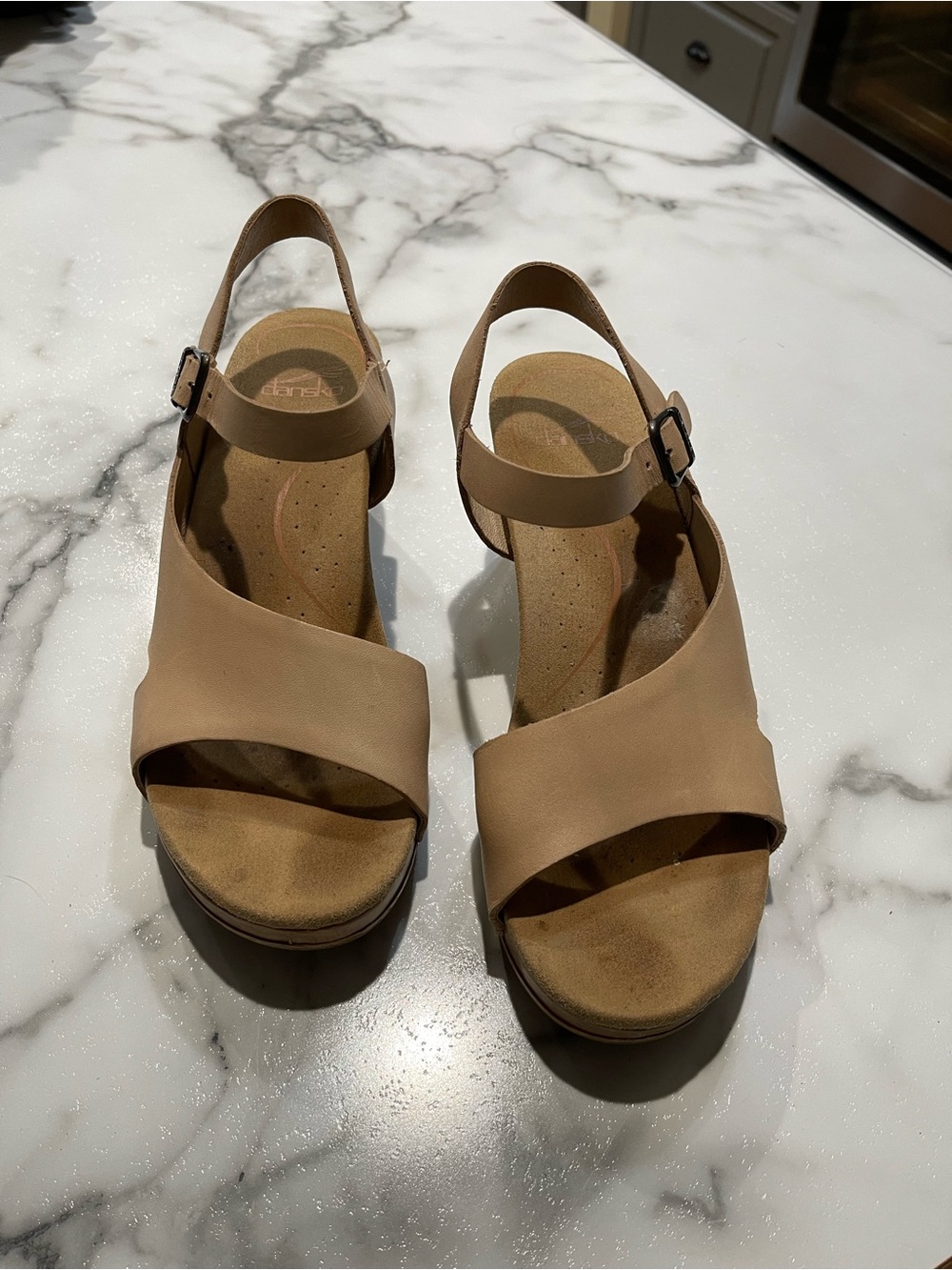 Danilo Women's Tan Ankle-Strap Wedge Sandals